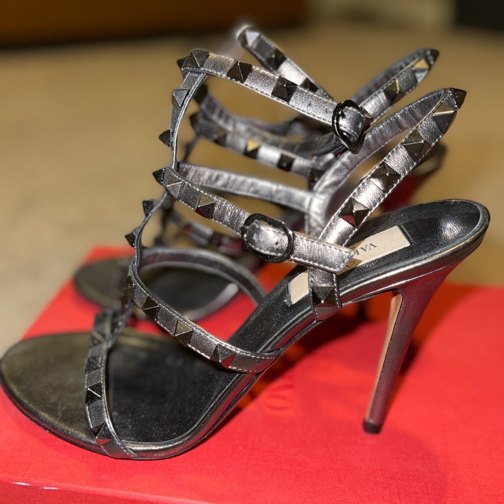 Brand New, Gunmetal Color Valentino’s Women Size 7 Shoe Box & Dust Bag Included